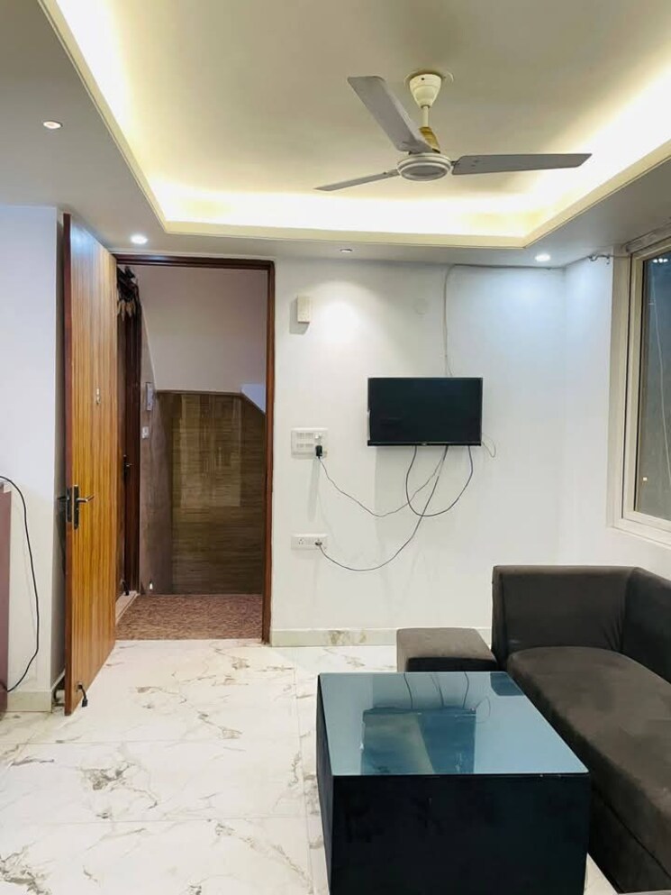 Living Room, saket 2 Bedroom 1000 Sq.Ft. Apartment In Saket Delhi 9027545