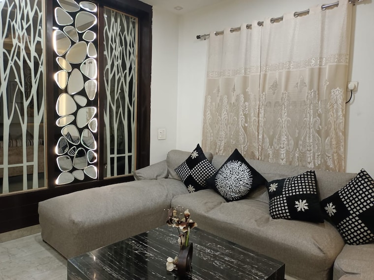 Living Room, sainik colony 3 Bedroom 1550 Sq.Ft. Builder Floor In Sainik Colony Faridabad 9027695