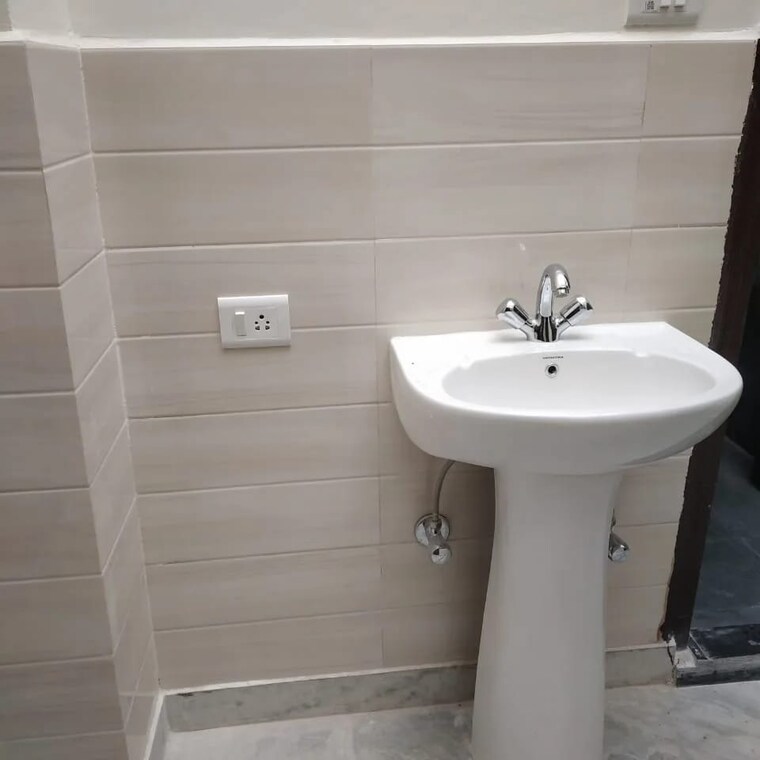 Bathroom, deva road 2 Bedroom 1102 Sq.Ft. Independent House In Deva Road Lucknow 9027606