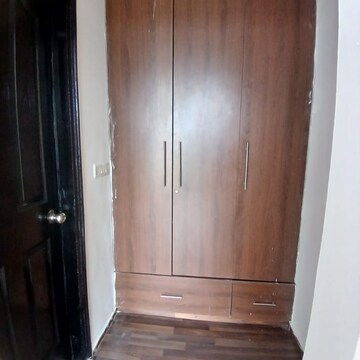 Furnished Amenities in 3 BHK Apartment at Prateek Wisteria, Sector 77 – for Rent