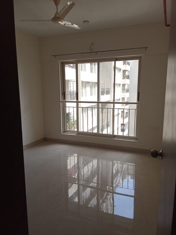 Room in 3 BHK Apartment at Supreme Estia Phase 1, Baner – for Rent