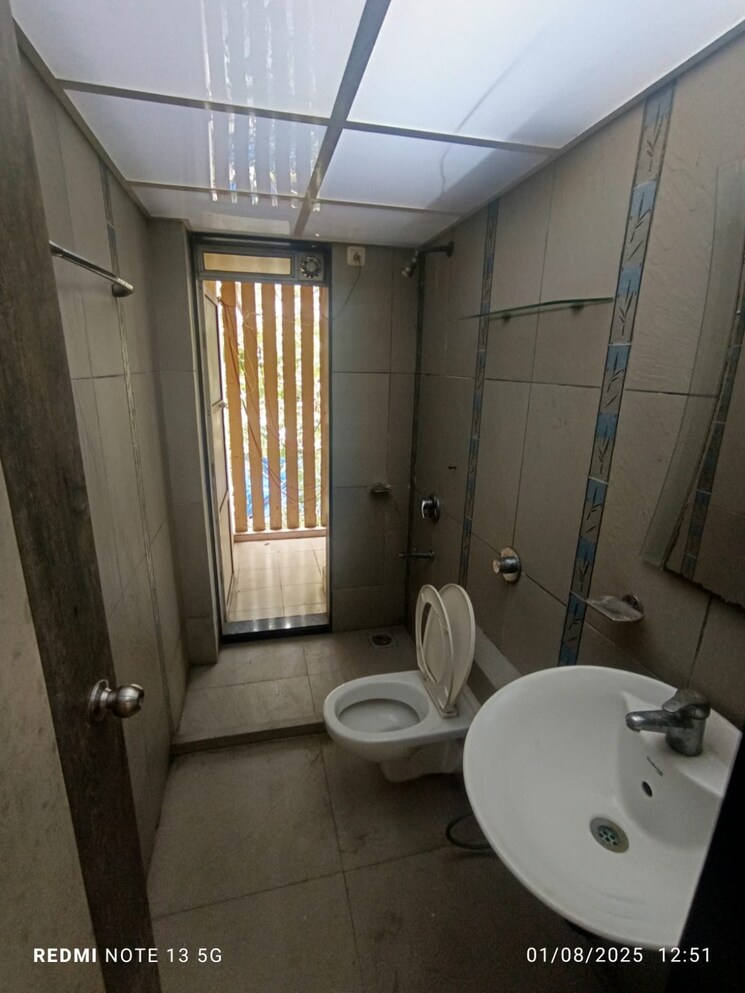 Bathroom, deonar-apartments 2 Bedroom 750 Sq.Ft. Apartment In Chembur Mumbai 9027647
