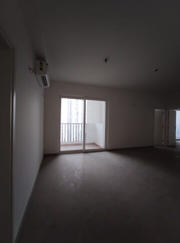 Room in 3 BHK Apartment at Mapsko Mount Ville, Sector 79 – for Rent