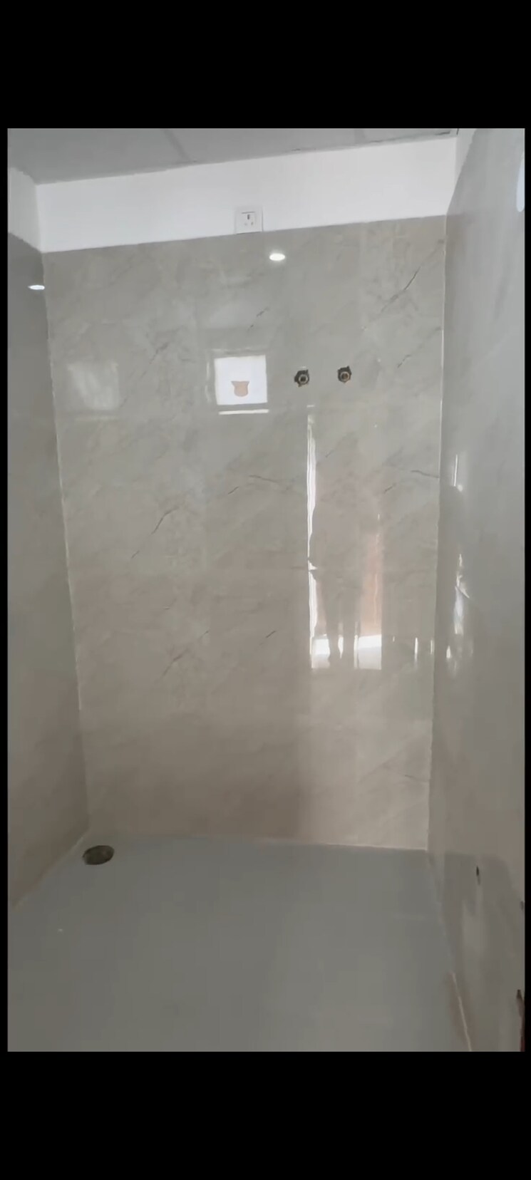 Bathroom, sahastradhara road 3 Bedroom 100 Sq.Yd. Independent House In Sahastradhara Road Dehradun 9027674