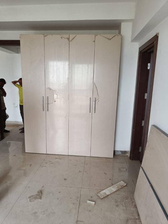 3.5 BHK + Servant Room,Study Room Apartment For Sale in Paras Dews