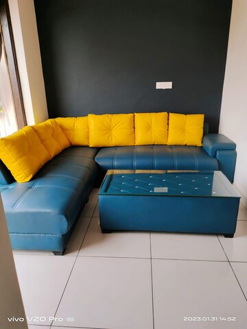 Furnished Amenities in 2 BHK Builder Floor at The Images Floors, Sector 51 – for Rent