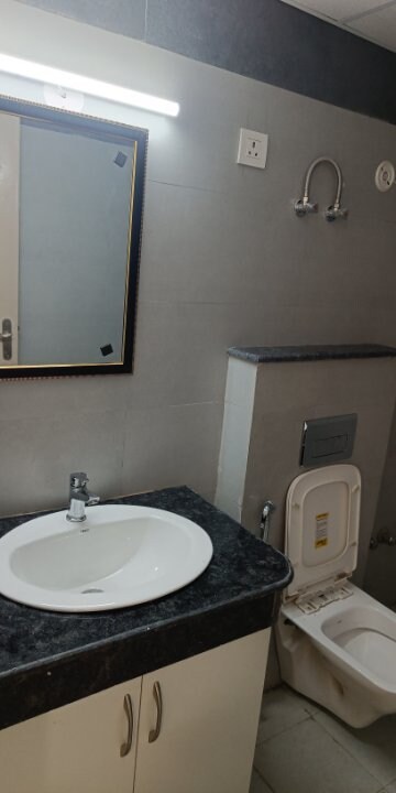 Bathroom in 3.5 BHK Apartment at Paras Dews, Sector 106 – for Sale