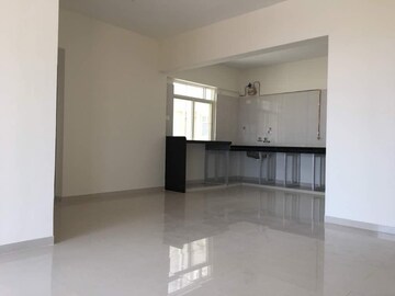Room in 2 BHK Apartment at Nyati Environ, Tingre Nagar – for Sale