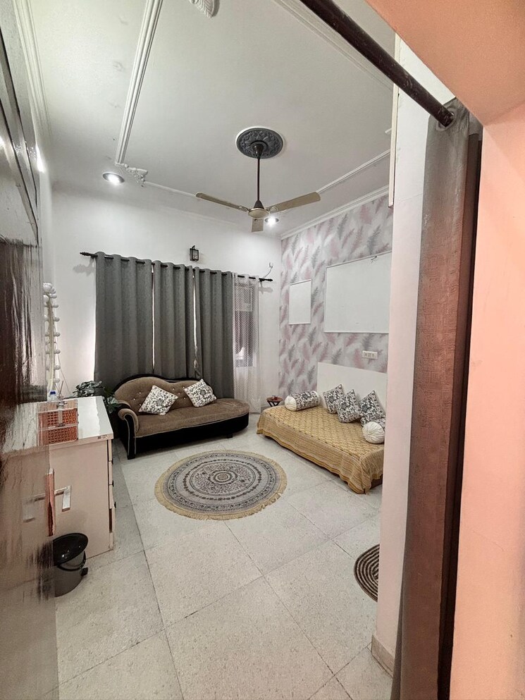 Living Room, canal road 3 Bedroom 117 Sq.Yd. Independent House In Canal Road Dehradun 9027718