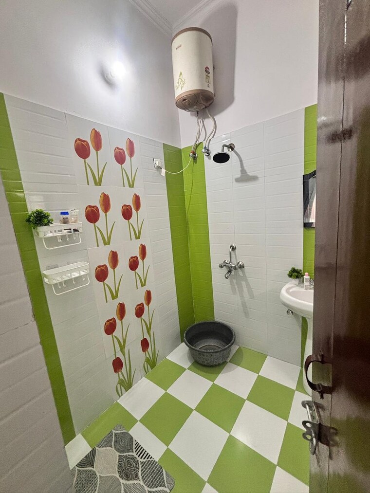 Team Area, canal road 3 Bedroom 117 Sq.Yd. Independent House In Canal Road Dehradun 9027718