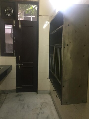  1 BHK Builder Floor at Sector 49 – for Rent