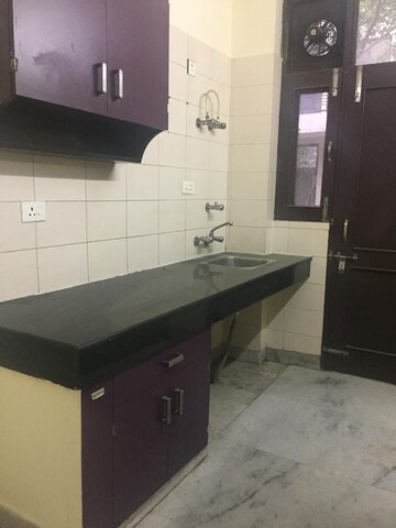 Kitchen in 1 BHK Builder Floor at Sector 49 – for Rent