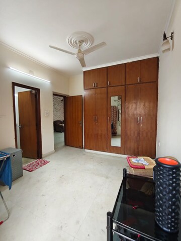 Living Room in 3 BHK Apartment at Vasant Kunj – for Rent