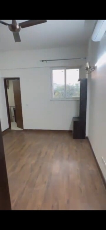 Room in 3.5 BHK Apartment at Puri Aanandvilas, Sector 81 – for Rent