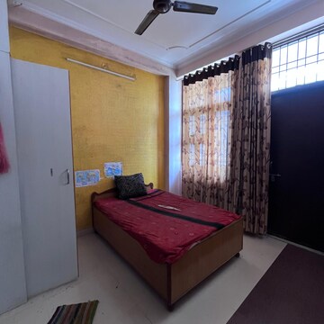 Bedroom in 2 BHK Apartment at Mansarovar Extension – for Rent