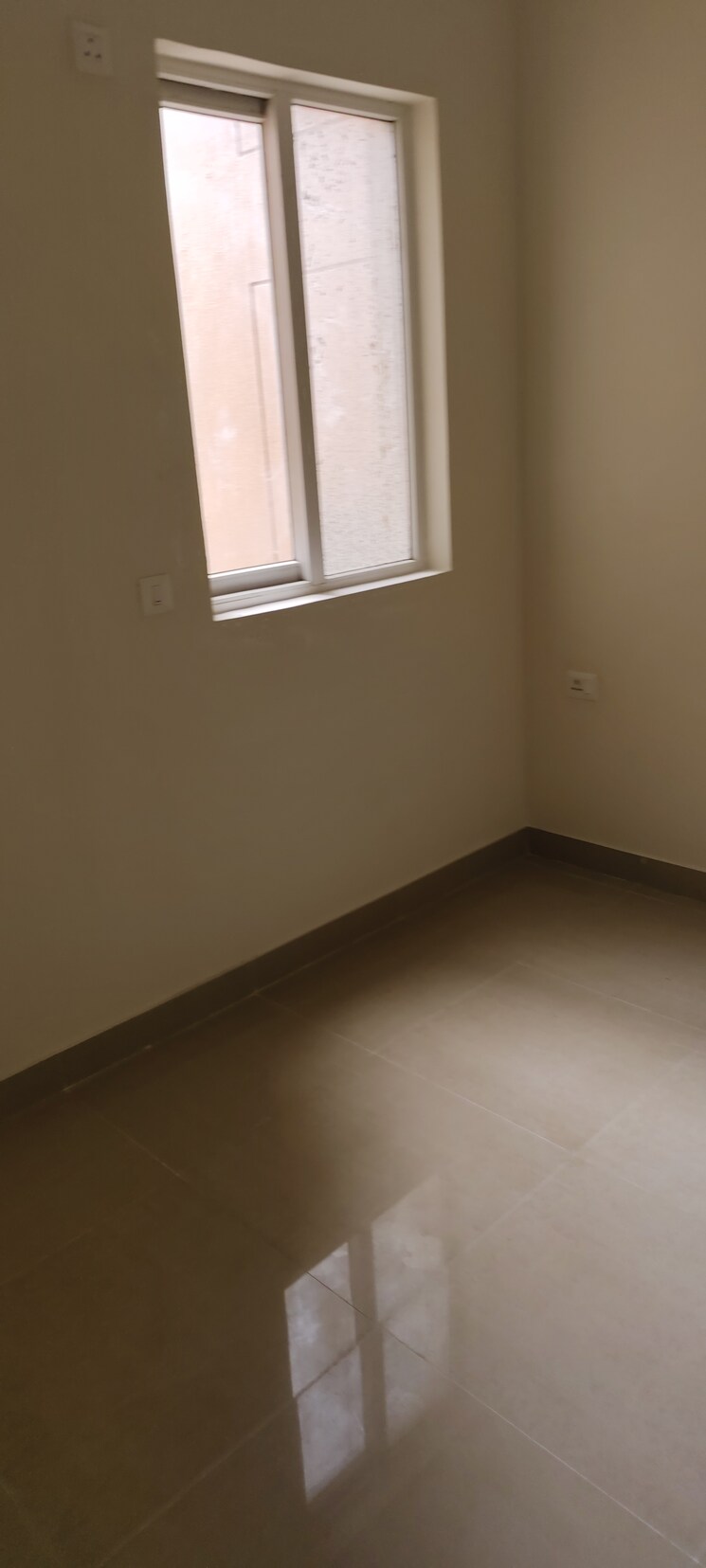 Room, amrapali-crystal-homes 4 Bedroom 2175 Sq.Ft. Apartment In Sector 76 Noida 9027788