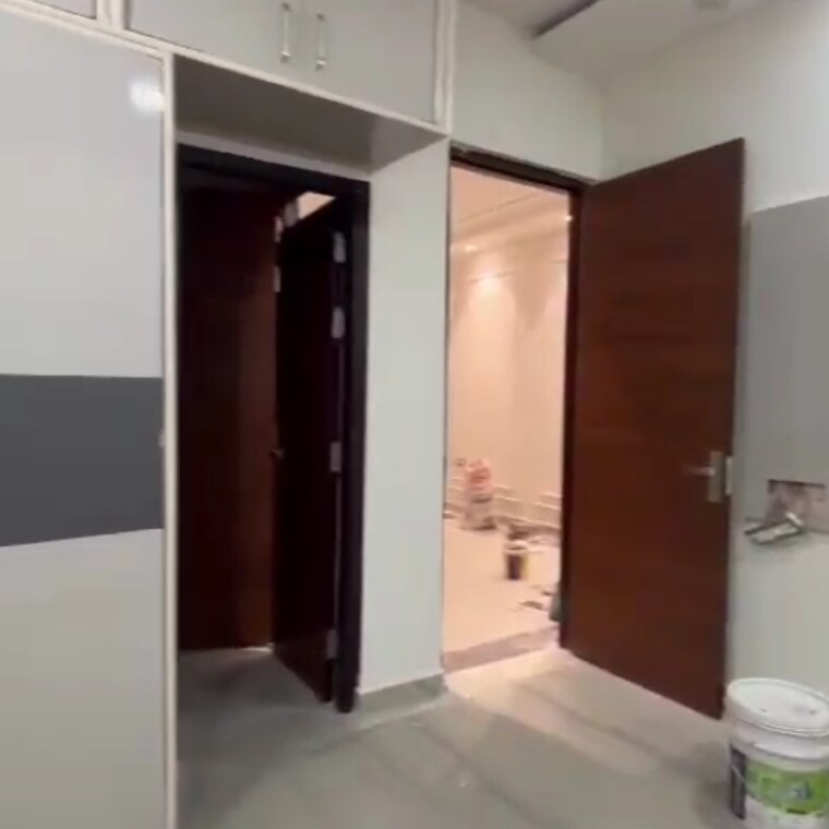 Room, rohini sector 24 3 Bedroom 950 Sq.Ft. Builder Floor In Rohini Sector 24 Delhi 9027811