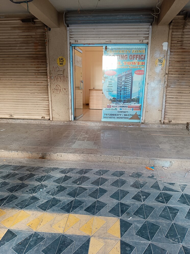  Parking, vrindavan-height Commercial Shop 265 Sq.Ft. In Nalasopara East Palghar 9027850