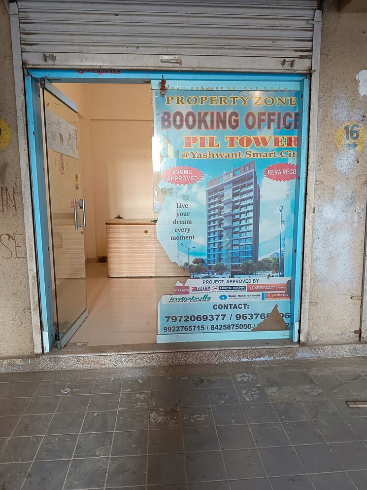 Living Room, vrindavan-height Commercial Shop 265 Sq.Ft. In Nalasopara East Palghar 9027850