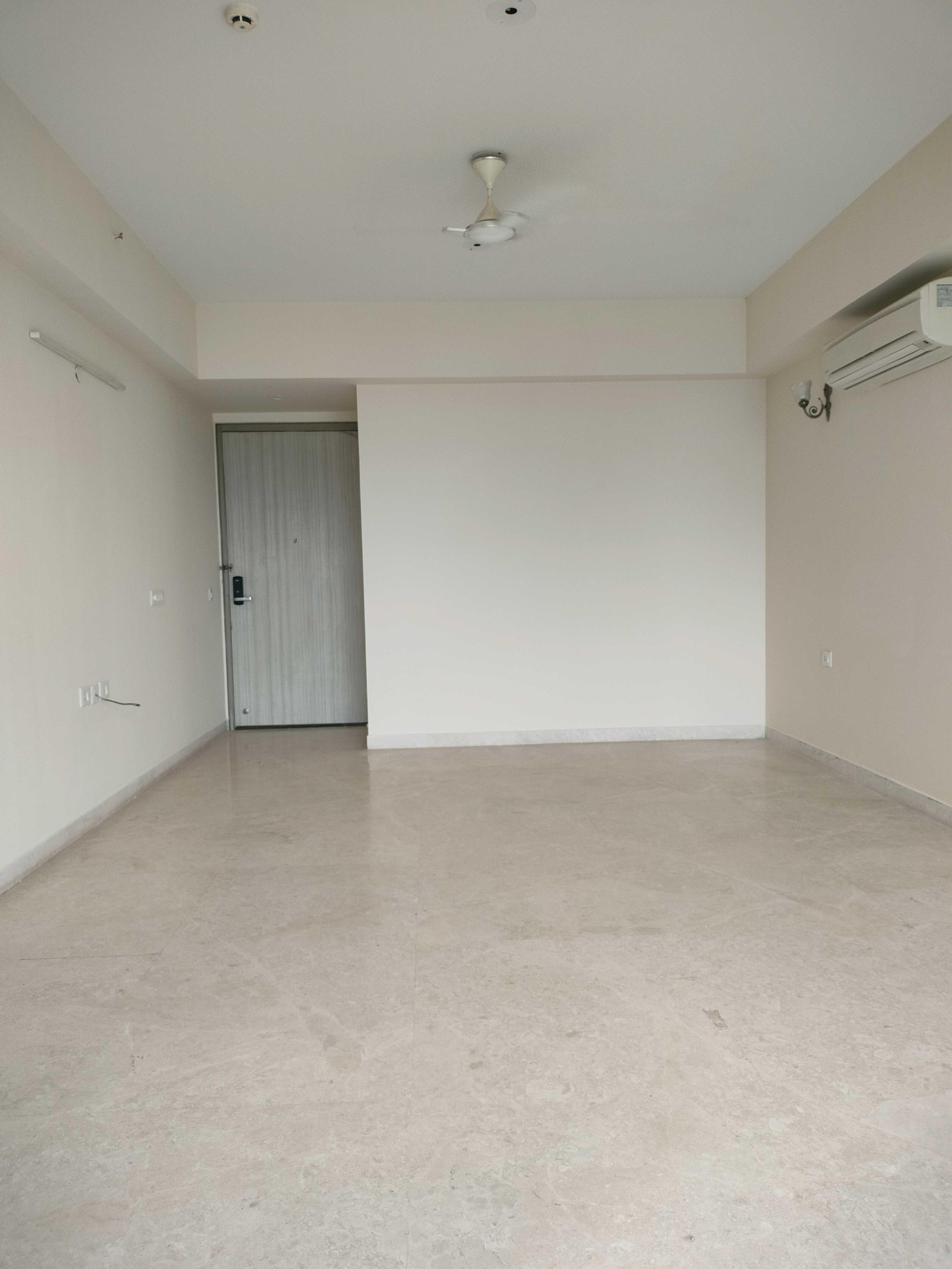 3 BHK + Servant Room Apartment For Rent in DLF The Ultima