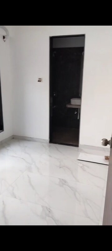Room in 2 BHK Apartment at Shree Sai Sharan CHS, Andheri East – for Rent