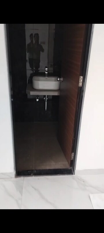 Furnished Amenities in 2 BHK Apartment at Shree Sai Sharan CHS, Andheri East – for Rent