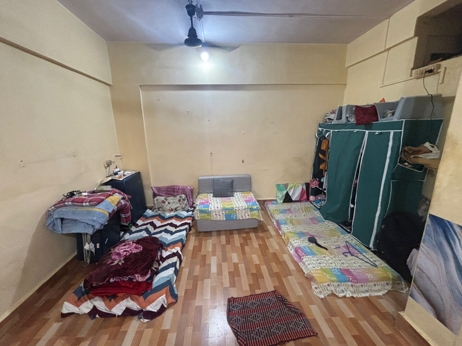 1 Rk  300 Sq.Ft. Apartment in Prajakta CHS Andheri East