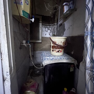 Kitchen in 2 BHK Builder Floor at Rohini Sector 24 – for Rent
