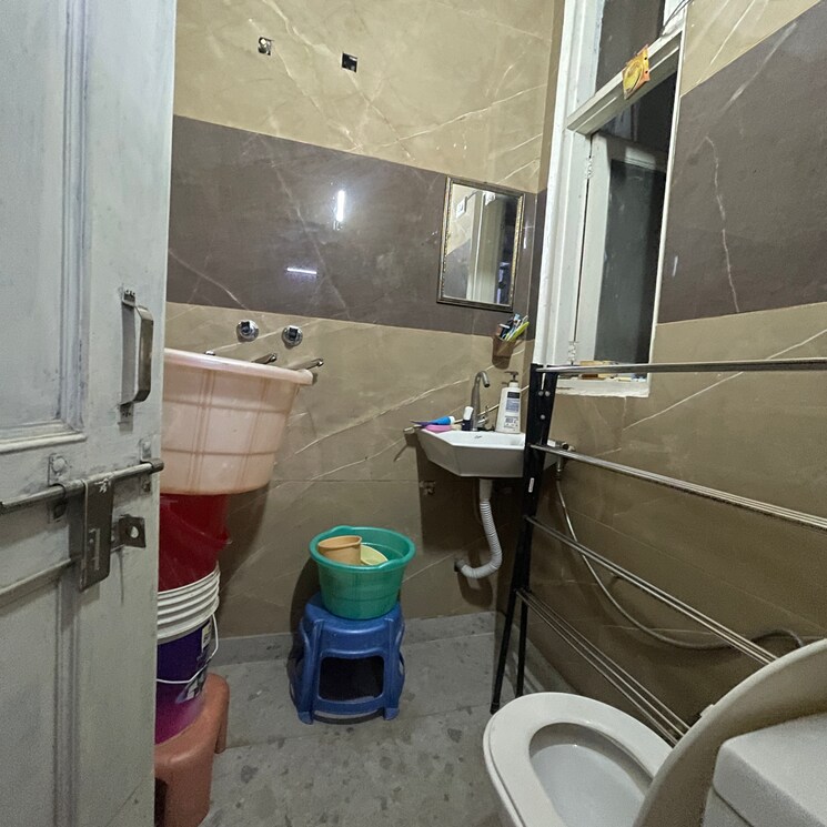 Bathroom, rohini sector 24 2 Bedroom 750 Sq.Ft. Builder Floor In Rohini Sector 24 Delhi 9027902