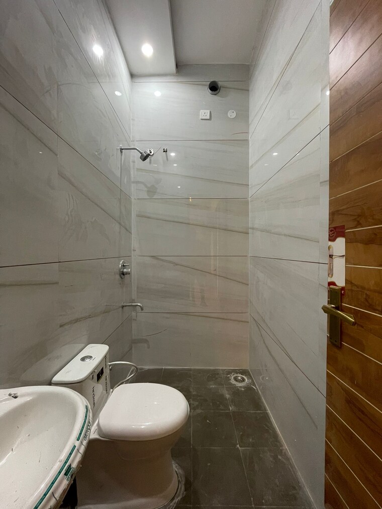 Bathroom, ambala highway 4 Bedroom 1200 Sq.Ft. Independent House In Ambala Highway Zirakpur 9027905