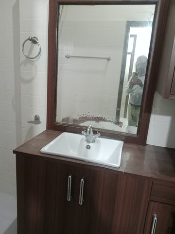  3 BHK Builder Floor at Ansals Sushant City – for Rent