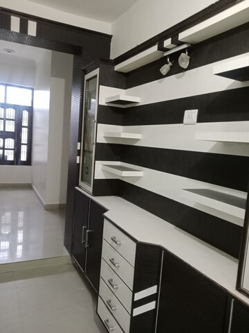 Furnished Amenities in 3 BHK Builder Floor at Ansals Sushant City – for Rent