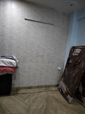 Furnished Amenities in 2 BHK Independent House at SS Mayfield Gardens, Sector 51 – for Rent