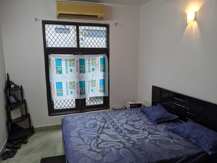 Bedroom, lajpat nagar ii 3 Bedroom 1800 Sq.Ft. Builder Floor In Lajpat Nagar ii Delhi 9027939