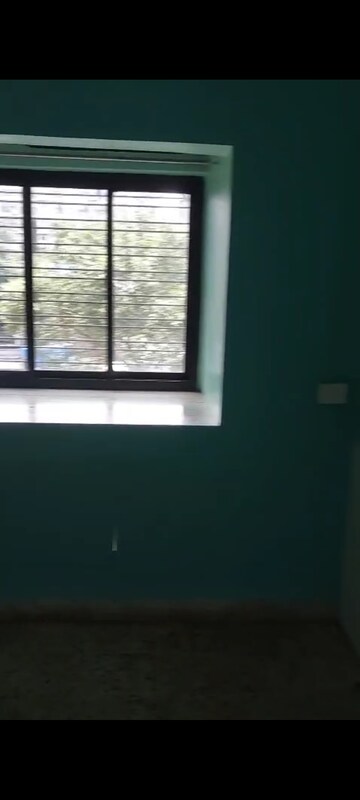 Room in 1 BHK Apartment at Vile Parle East – for Rent