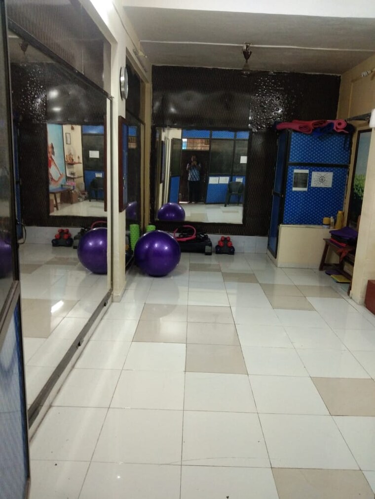  Parking, viva-vedganga-co-op-housing-society Commercial Shop 350 Sq.Ft. In Virar West Palghar 9027966