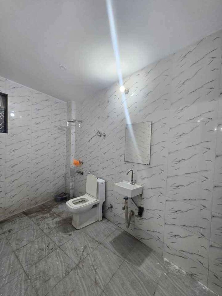 Bathroom, palm-residency-chhatarpur 2 Bedroom 1000 Sq.Ft. Builder Floor In Chattarpur Delhi 9027964