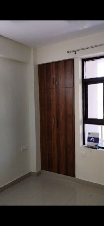 Furnished Amenities in 3 BHK Apartment at Amolik Sankalp, Sector 85 – for Rent