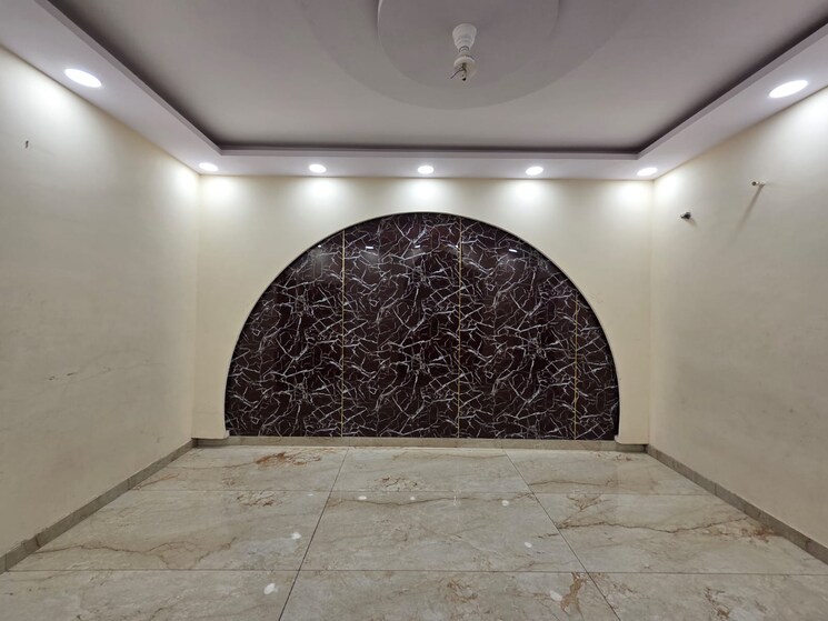 Room, dhakoli 3 Bedroom 126 Sq.Yd. Apartment In Dhakoli Zirakpur 9028007