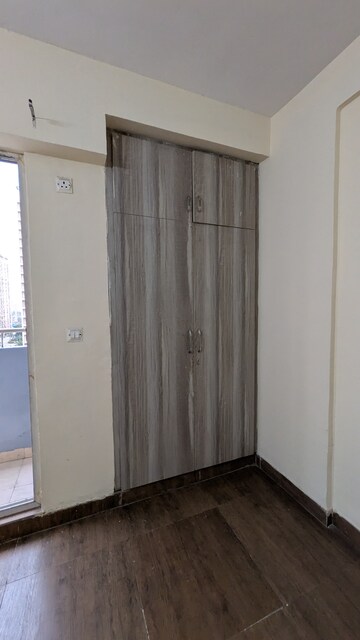 Room in 1 BHK Apartment at Aditya Urban Homes, Shahpur Bamheta – for Rent