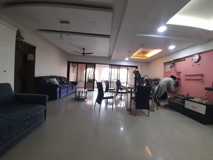 Gym, moroccan-cooperative-housing-society 3 Bedroom 1400 Sq.Ft. Apartment In Goregaon East Mumbai 9028012