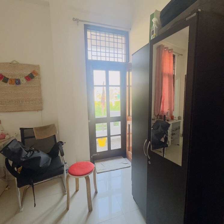 Team Area, gomti nagar 2 Bedroom 1600 Sq.Ft. Builder Floor In Gomti Nagar Lucknow 9028030