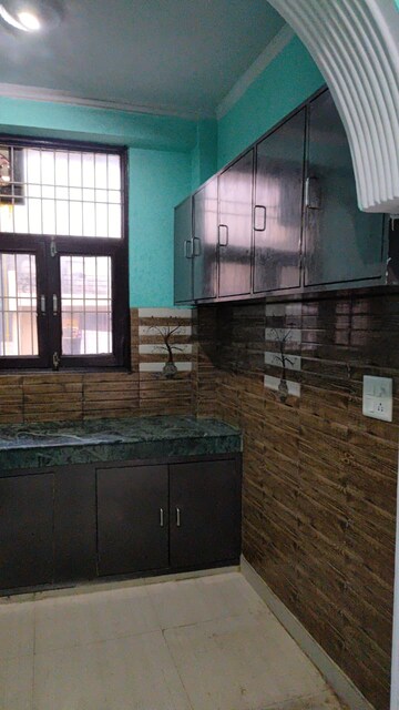 Kitchen in 2 BHK Builder Floor at Sector 45 – for Rent
