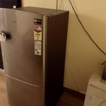 Furnished Amenities in 2 BHK Apartment at Gomti Nagar – for Rent
