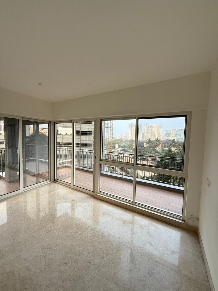 Room, snn-clermont 4 Bedroom 3870 Sq.Ft. Apartment In Hebbal Bangalore 9028042