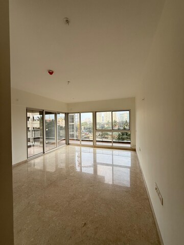 Room in 4 BHK Apartment at SNN Clermont, Hebbal – for Sale