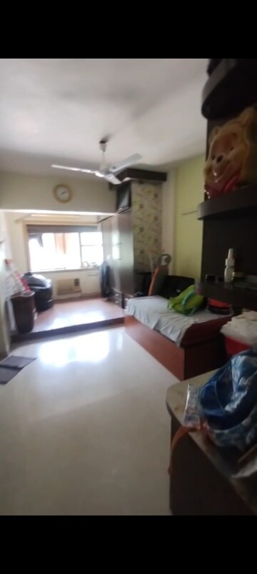 Living Room in 3 BHK Apartment at RNA Heights, Andheri East – for Rent