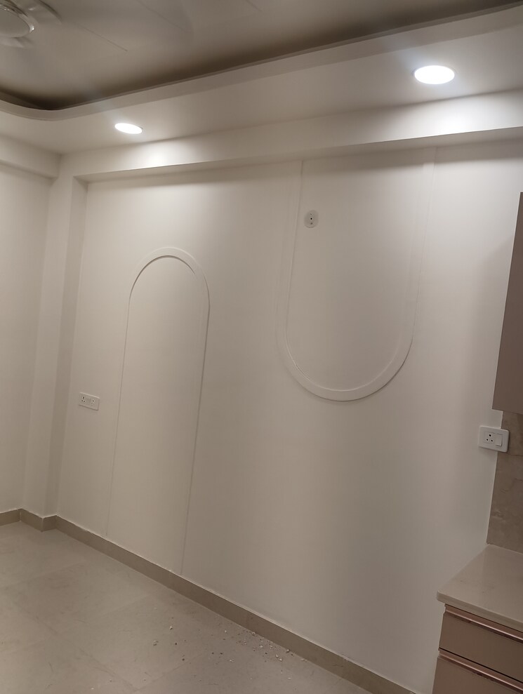 Room, maidan garhi 1 Bedroom 60 Sq.Yd. Builder Floor In Maidan Garhi Delhi 9028075