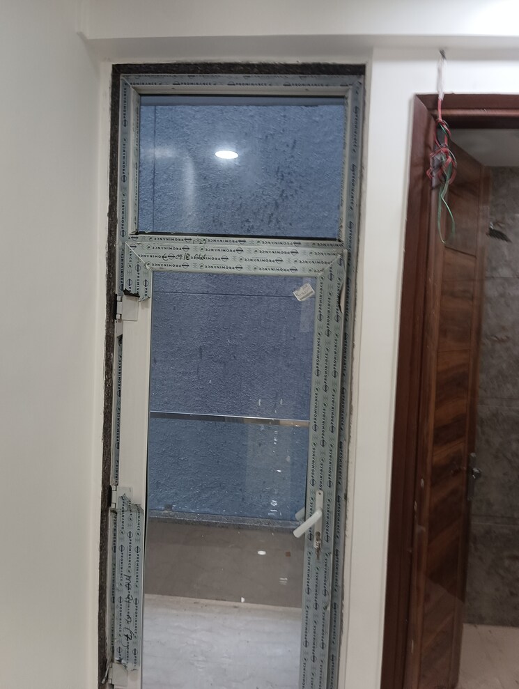 Balcony, maidan garhi 1 Bedroom 60 Sq.Yd. Builder Floor In Maidan Garhi Delhi 9028075