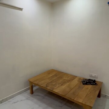 Room in 1 BHK Builder Floor at Gomti Nagar – for Rent